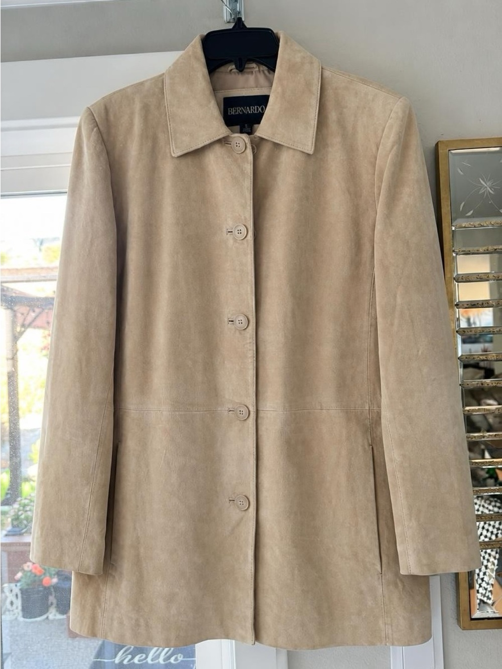 Bernardo Women’s suede Jacket Large